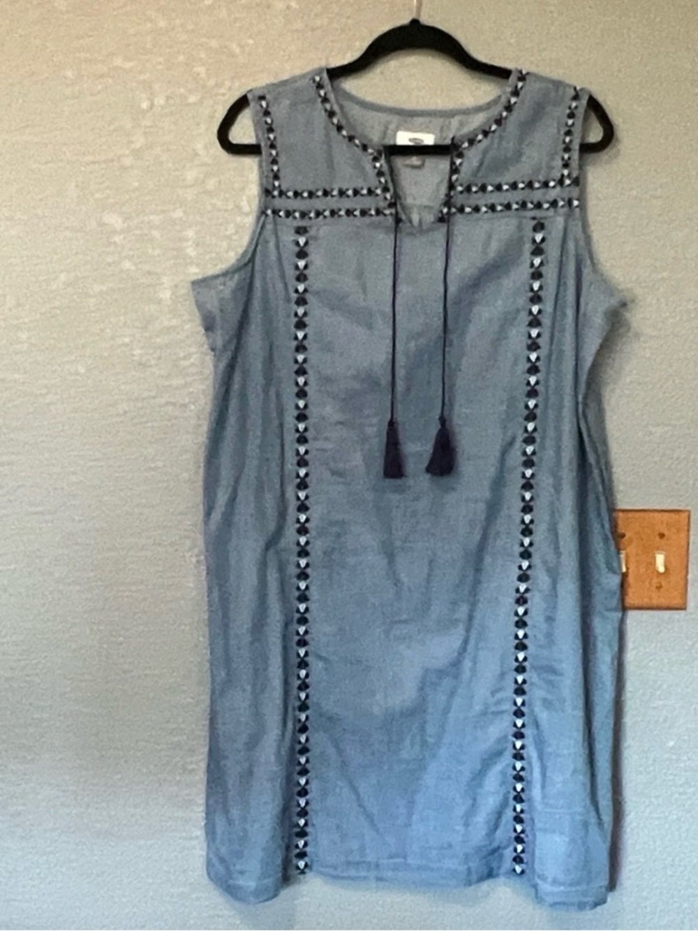 Old Navy Embroidered Boho 100% cotton Chambray Denim Mini Dress sz XL